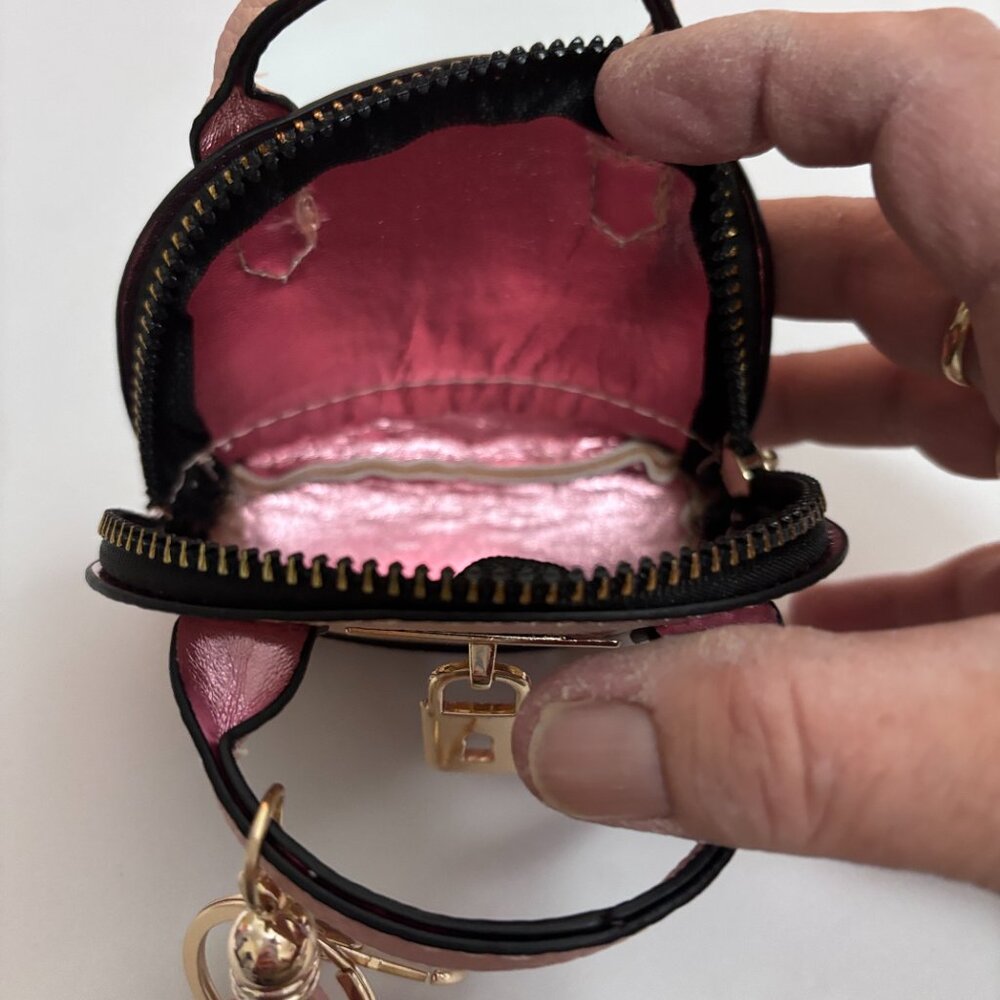 Purse/Key Chain - Picture 3 of 6